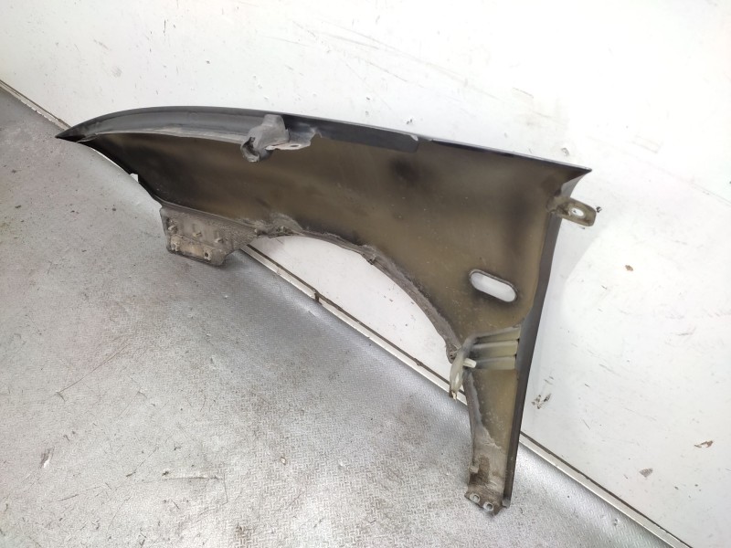 Recambio de aleta delantera derecha para seat ibiza iii (6l1) 1.4 16v referencia OEM IAM  6L0821022C 