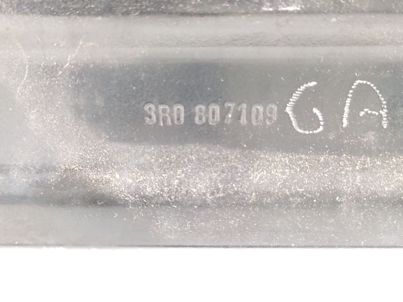 Recambio de refuerzo paragolpes delantero para seat exeo st (3r5) 2.0 tdi referencia OEM IAM 8E0805594E  