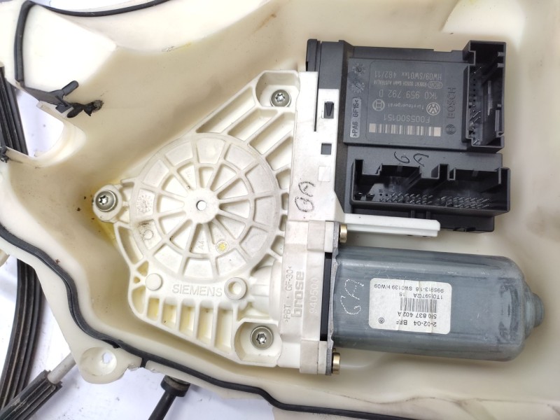 Recambio de elevalunas delantero derecho para seat altea (5p1) 2.0 tdi 16v referencia OEM IAM  5P0837462 