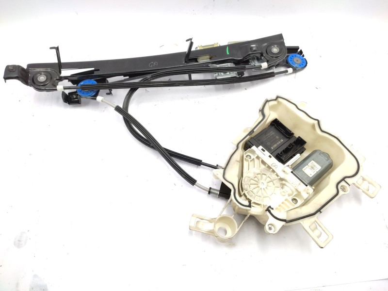 Recambio de elevalunas delantero izquierdo para seat altea (5p1) 2.0 tdi 16v referencia OEM IAM  5P0837461 