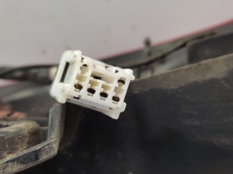 Recambio de piloto trasero derecho para nissan note (e11, ne11) 1.5 dci referencia OEM IAM  265509U000 