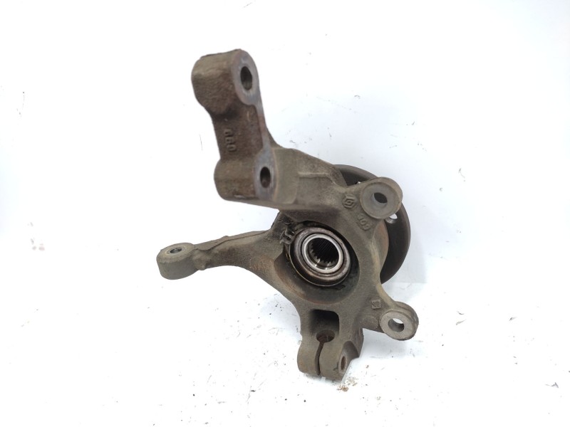 Recambio de mangueta delantera izquierda para nissan note (e11, ne11) 1.5 dci referencia OEM IAM  40015AX600 