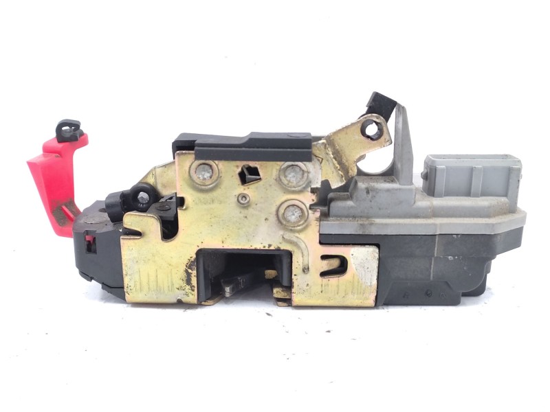 Recambio de cerradura puerta trasera derecha para citroën xsara (n1) 2.0 hdi 90 referencia OEM IAM  913884 