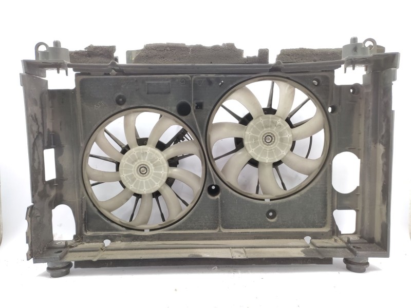 Recambio de electroventilador para toyota auris hybrid active referencia OEM IAM  167110T090 