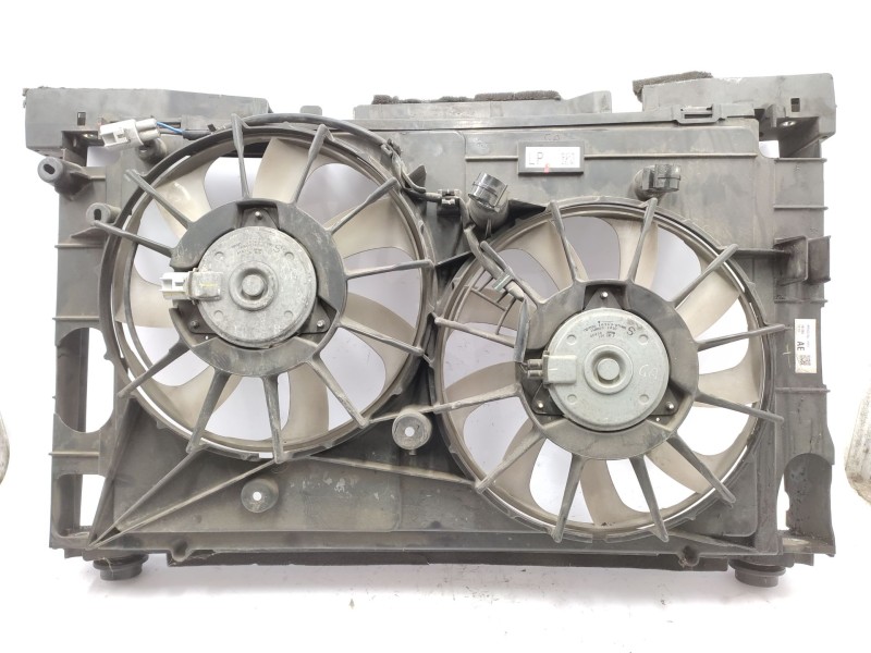 Recambio de electroventilador para toyota auris hybrid active referencia OEM IAM  167110T090 