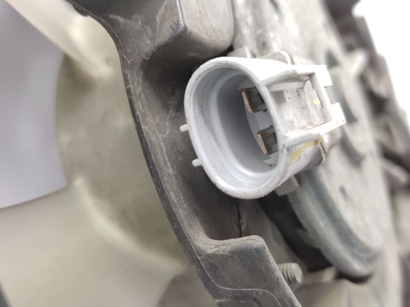 Recambio de electroventilador para toyota auris hybrid active referencia OEM IAM  167110T090 