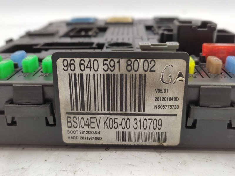 Recambio de caja reles / fusibles para citroën c4 berlina collection referencia OEM IAM   