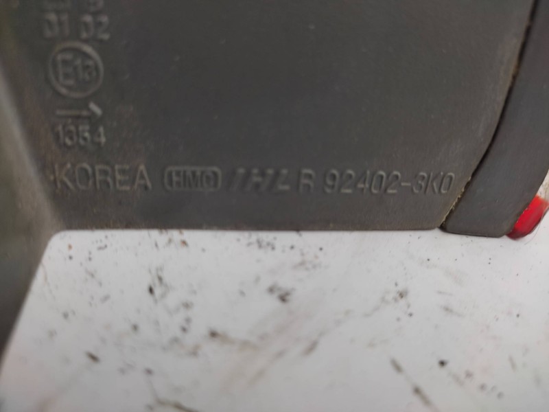 Piloto Trasero Derecho 924023k0  - Hyundai Sonata (nf) 2.0 Crdi Cat 5
