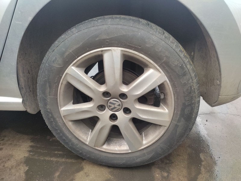volkswagen polo v (6r1, 6c1) del año 2010