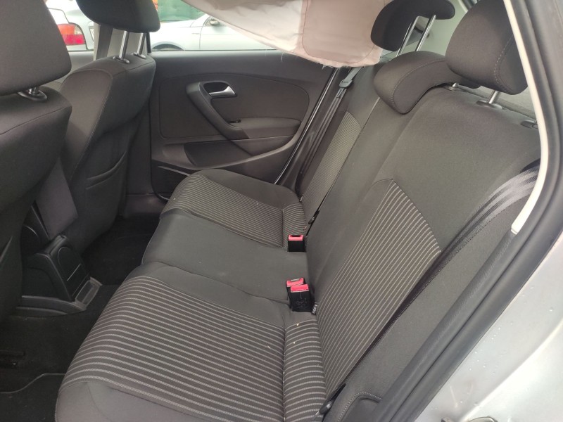 volkswagen polo v (6r1, 6c1) del año 2010
