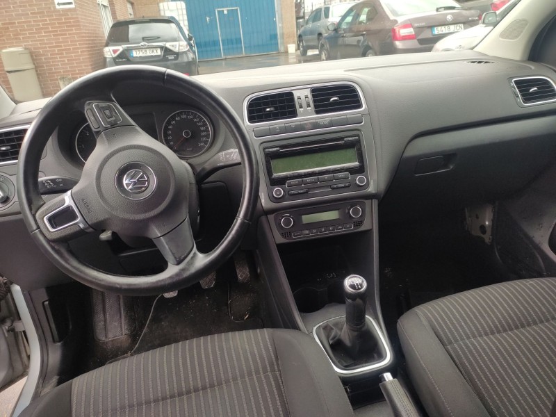 volkswagen polo v (6r1, 6c1) del año 2010