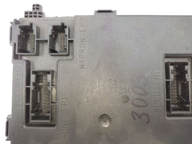 Recambio de caja reles / fusibles para citroën xsara berlina 2.0 hdi/80kw/aut.exclusive referencia OEM IAM   