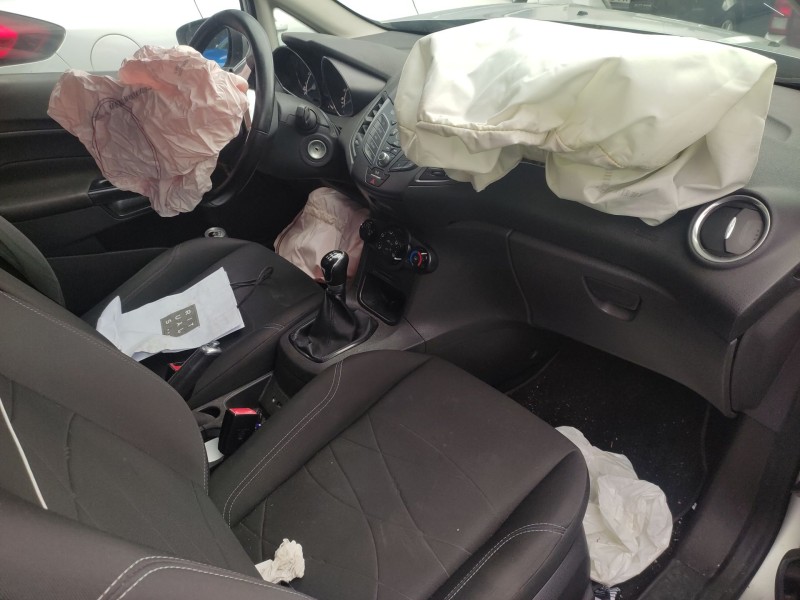 ford fiesta vi (cb1, ccn) del año 2016
