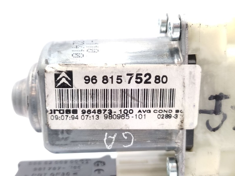 Recambio de motor elevalunas delantero izquierdo para citroën c4 berlina sx referencia OEM IAM   