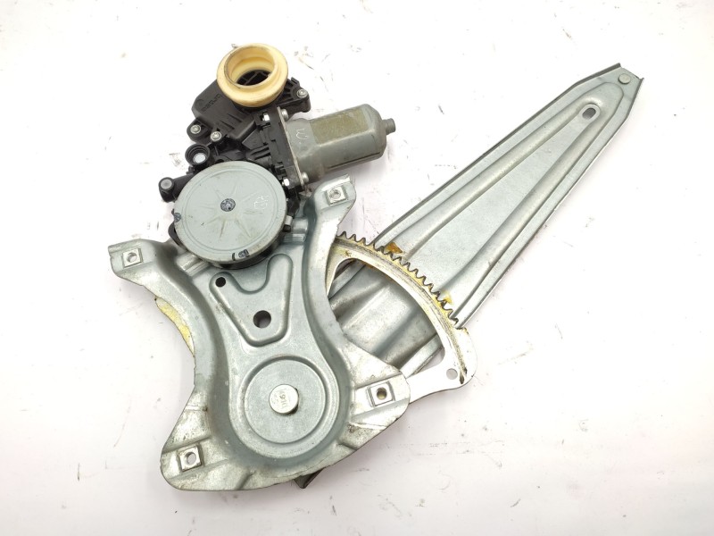 Elevalunas Trasero Izquierdo 6984002390  - Toyota Auris Hybrid Active 2