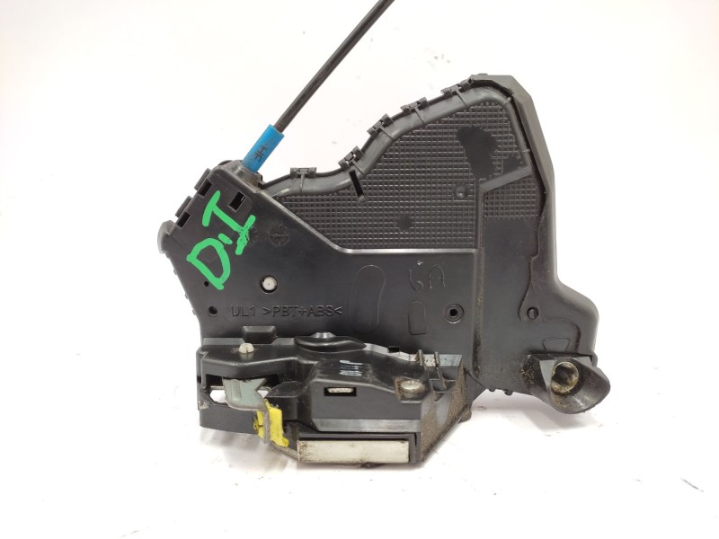 Recambio de cerradura puerta delantera izquierda para toyota auris hybrid active referencia OEM IAM  6904002210 