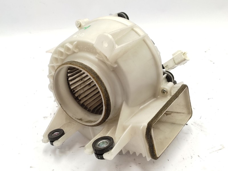 Recambio de motor calefaccion para toyota auris hybrid active referencia OEM IAM   