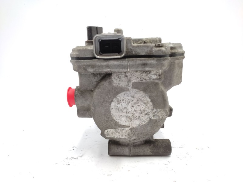Recambio de compresor aire acondicionado para toyota auris hybrid active referencia OEM IAM 8837047031  0422000420