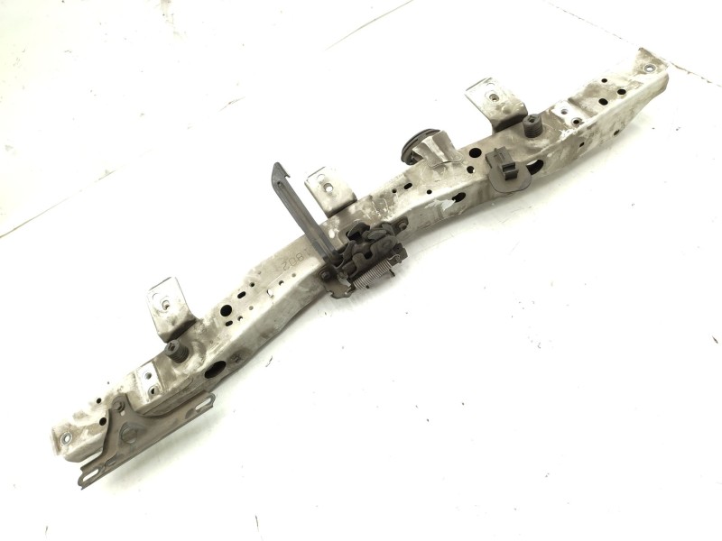 Travesaño Superior 5320802140  - Toyota Auris Hybrid Active 2