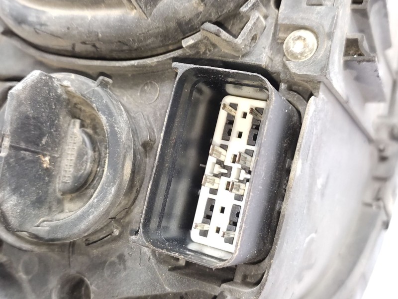 Recambio de faro izquierdo para volvo v50 (545) 1.6 d referencia OEM IAM   