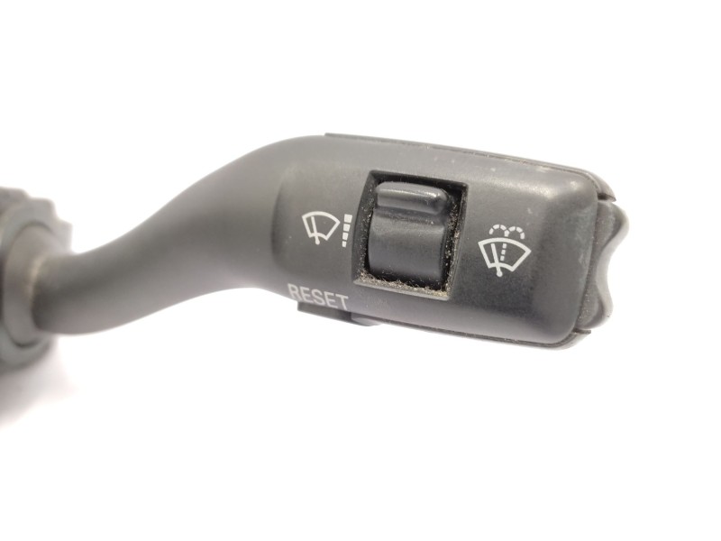 Recambio de mando multifuncion para audi a4 b7 (8ec) 2.0 tdi 16v referencia OEM IAM   