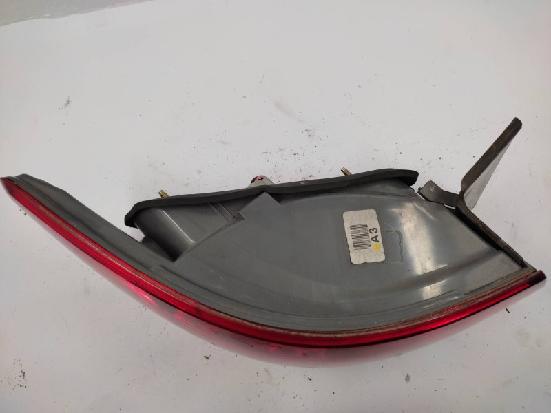 Piloto Trasero Izquierdo 924013k0  - Hyundai Sonata (nf) 2.0 Crdi Cat 5