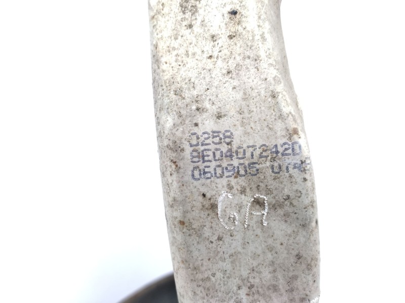 Recambio de mangueta delantera derecha para audi a4 b7 (8ec) 2.0 tdi 16v referencia OEM IAM  8E0407254E 