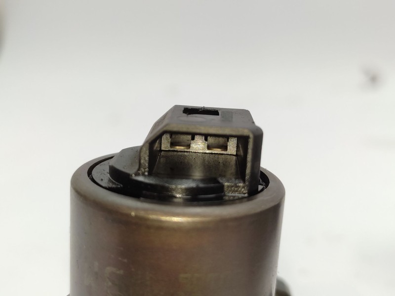 Recambio de inyector para audi a4 b7 (8ec) 2.0 tdi 16v referencia OEM IAM   