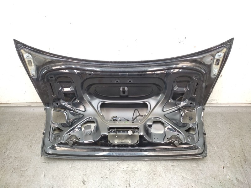 Recambio de tapa maletero para audi a4 b7 (8ec) 2.0 tdi 16v referencia OEM IAM  8E5827023AA 