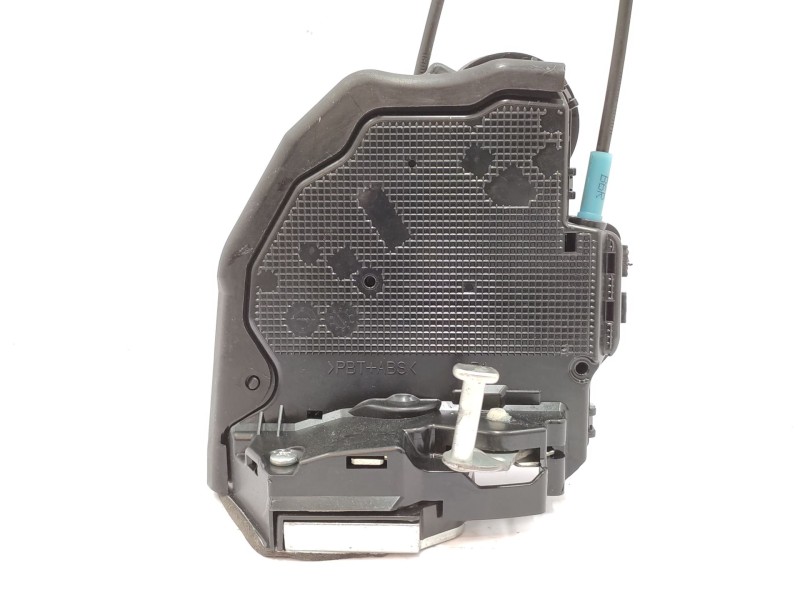 Recambio de cerradura puerta trasera derecha para toyota rav 4 referencia OEM IAM 6905033120  