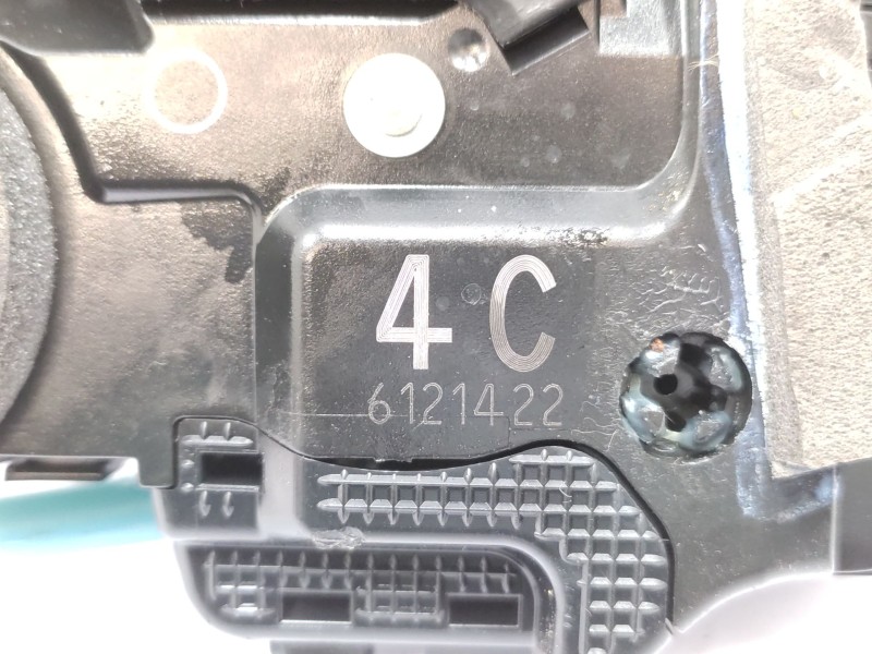 Cerradura Puerta Trasera Derecha 6905033120  - Toyota Rav 4 5