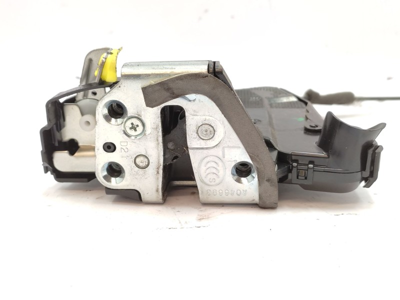 Recambio de cerradura puerta delantera izquierda para toyota rav 4 referencia OEM IAM   