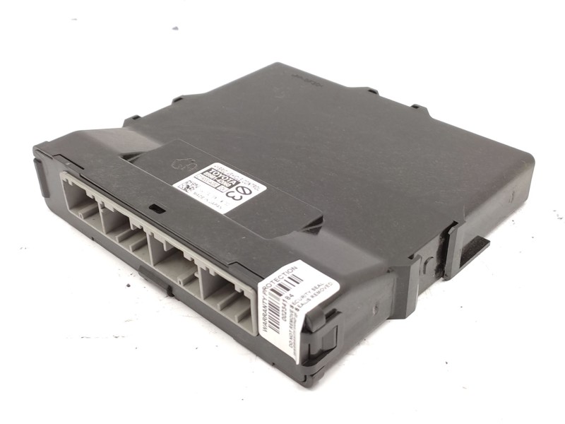 Recambio de centralita motor uce para toyota rav 4 referencia OEM IAM   