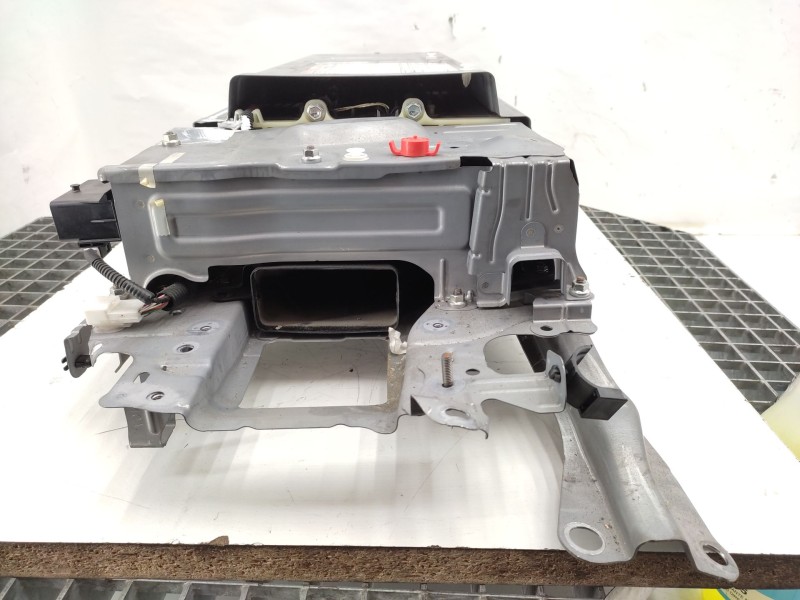 Recambio de bateria para toyota auris hybrid active referencia OEM IAM   