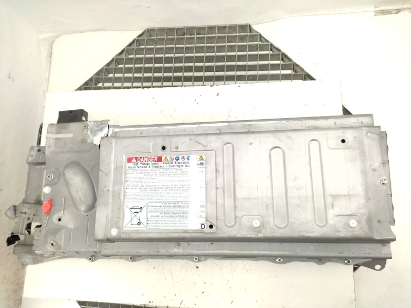 Recambio de bateria para toyota auris hybrid active referencia OEM IAM   
