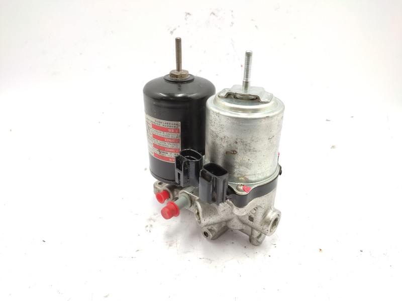 Recambio de bomba freno para toyota rav 4 referencia OEM IAM   
