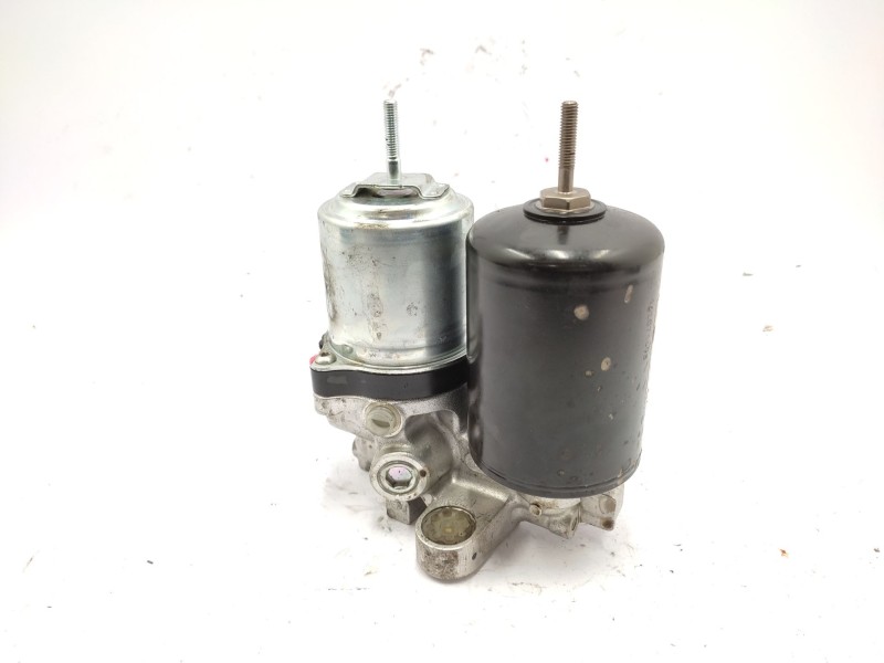 Recambio de bomba freno para toyota rav 4 referencia OEM IAM   