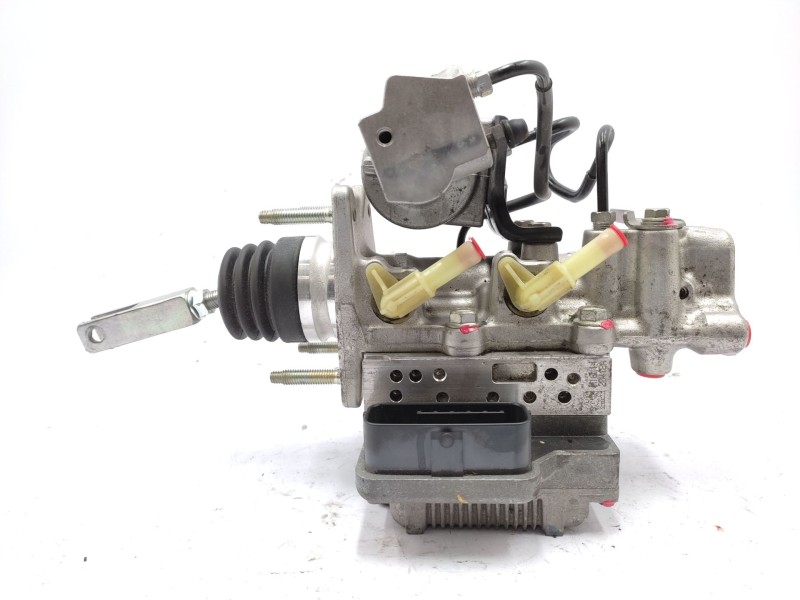 Recambio de abs para toyota rav 4 referencia OEM IAM   