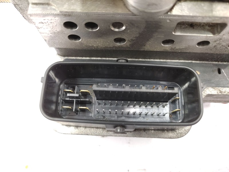 Recambio de abs para toyota rav 4 referencia OEM IAM   