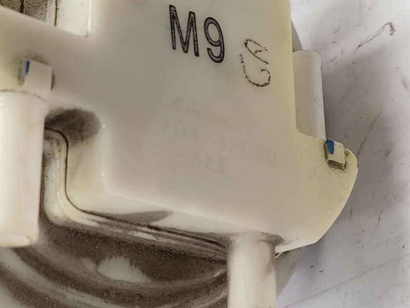 Recambio de bomba combustible para toyota rav 4 referencia OEM IAM   