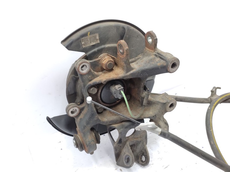 Recambio de mangueta trasera izquierda para toyota rav 4 referencia OEM IAM   