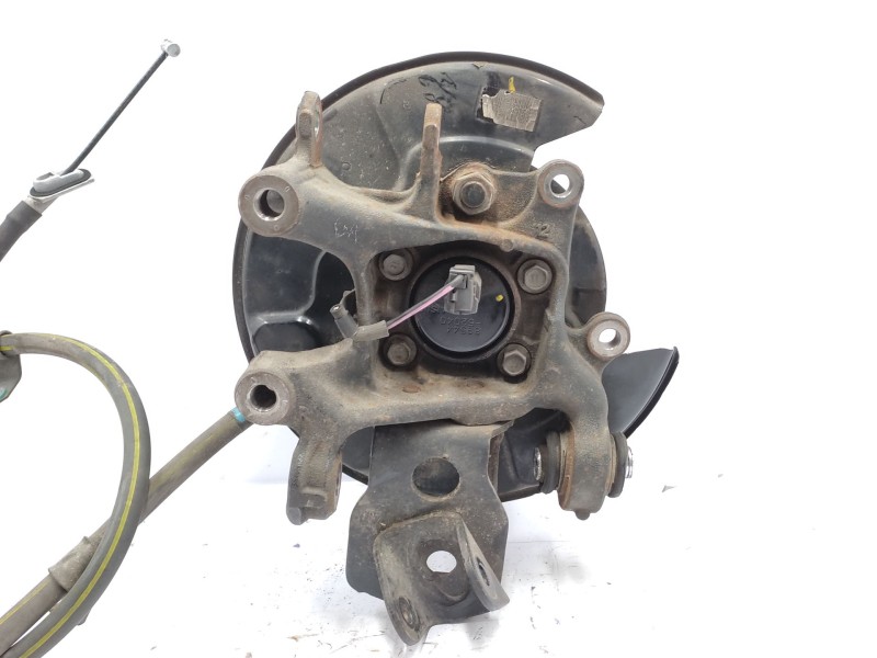 Recambio de mangueta trasera derecha para toyota rav 4 referencia OEM IAM   