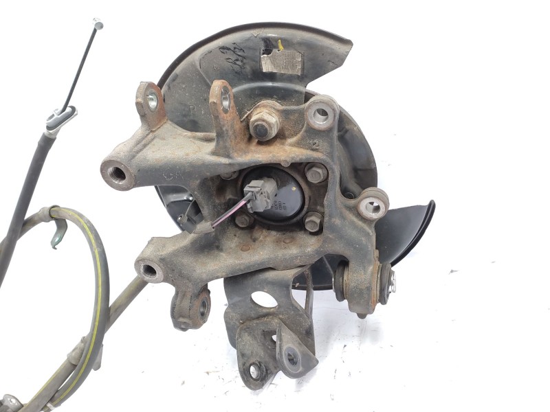 Recambio de mangueta trasera derecha para toyota rav 4 referencia OEM IAM   