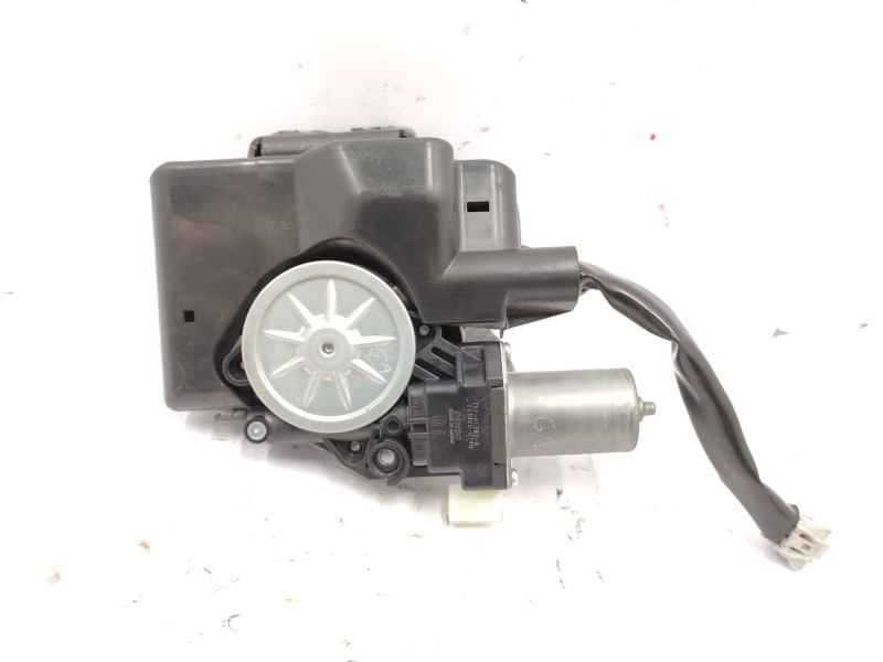 Recambio de cerradura maletero / porton para toyota rav 4 referencia OEM IAM   