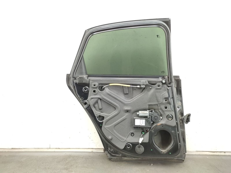 Recambio de puerta trasera izquierda para audi a4 b7 (8ec) 2.0 tdi 16v referencia OEM IAM  8E0833051J 
