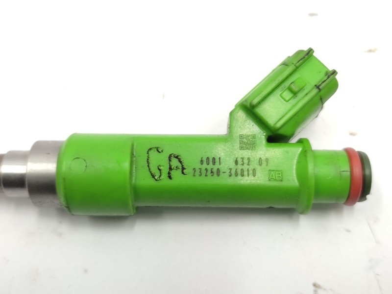 Inyector 2325036010 2320909230  - Toyota Rav 4 4