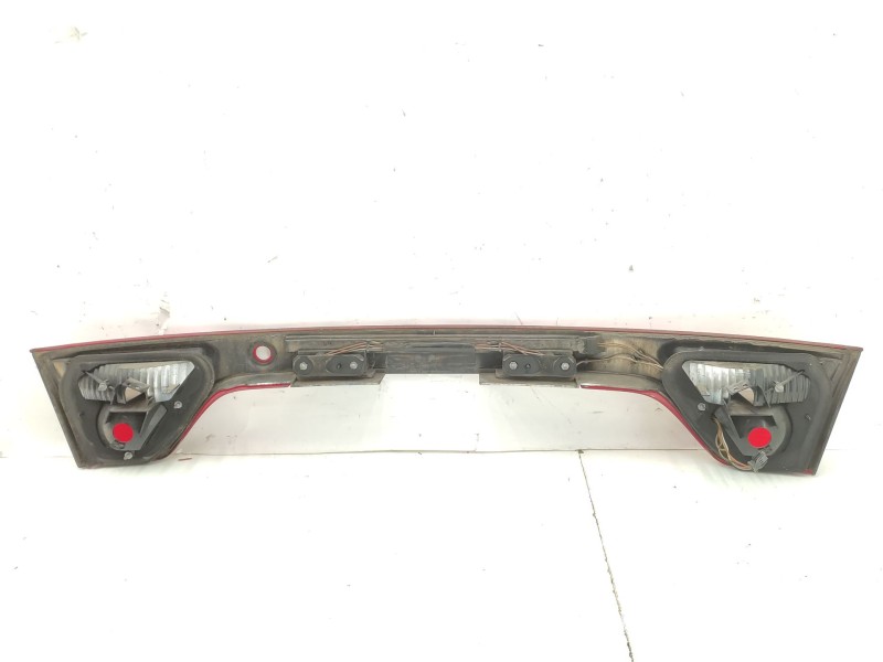 Recambio de piloto trasero central para seat toledo ii (1m2) 1.6 referencia OEM IAM  1M5945107B 