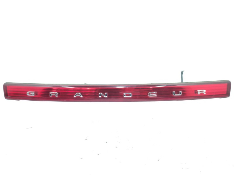 Recambio de piloto trasero central para hyundai grandeur 2.2 diesel referencia OEM IAM   