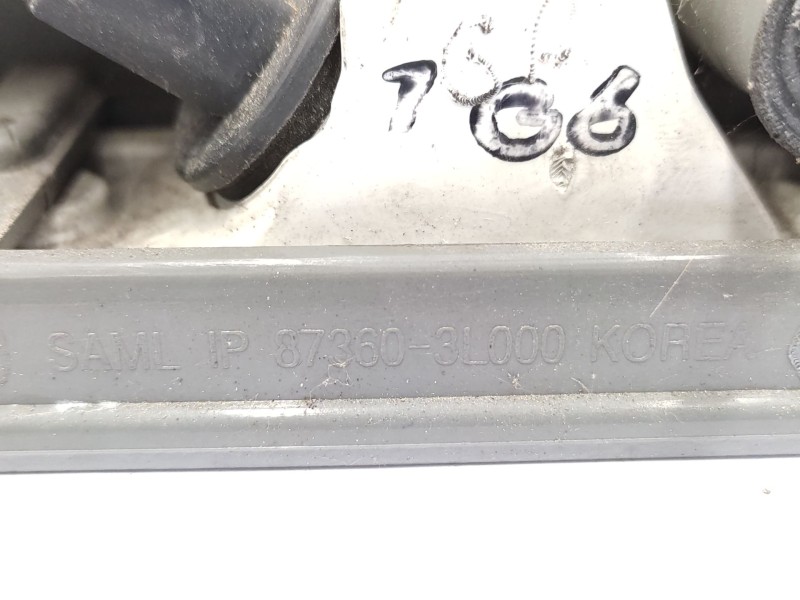Piloto Trasero Central 873603l000 873603l100  - Hyundai Grandeur 2.2 Diesel 3