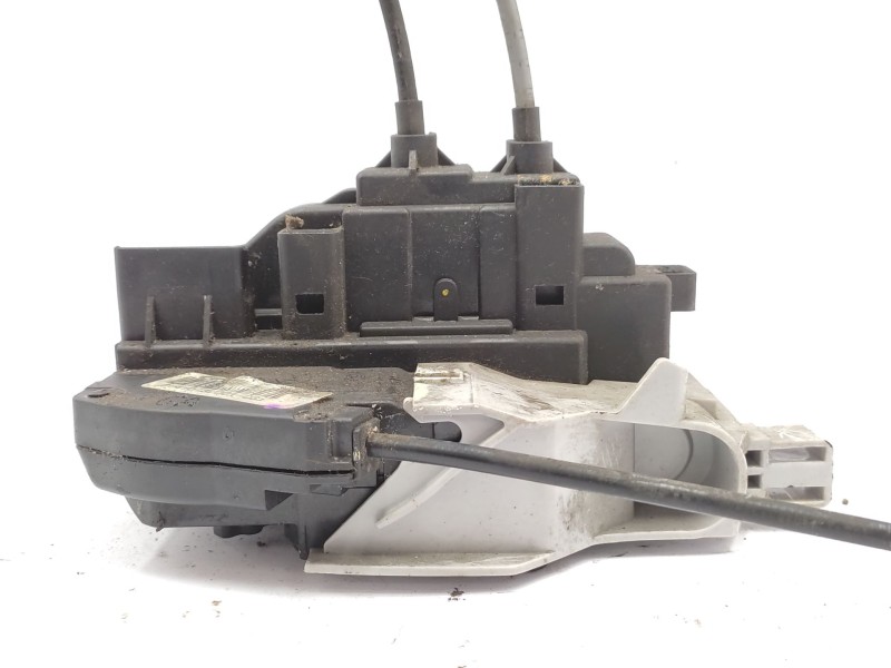Recambio de cerradura puerta trasera izquierda para hyundai grandeur 2.2 diesel referencia OEM IAM   